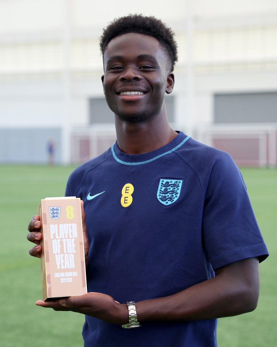 Bukayo Saka Sacr Meilleur Joueur Anglais De Lann E Sunusport