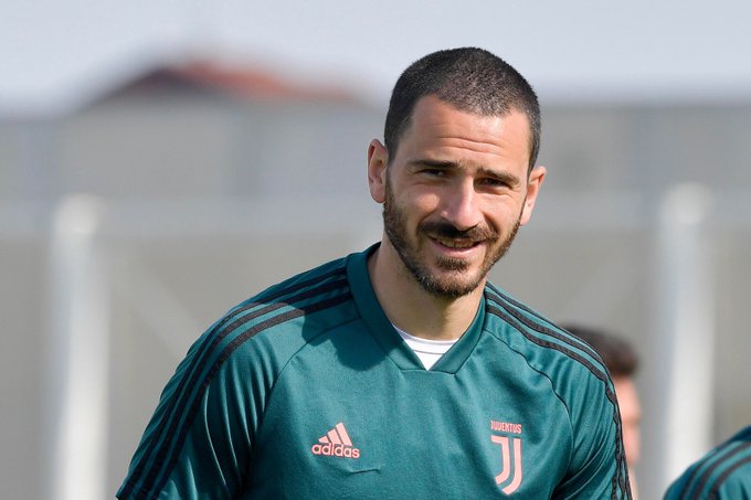 Coronavirus : Leonardo Bonucci fait don de 19 000 masques ...