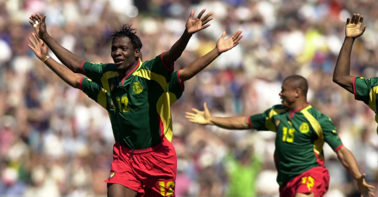 Le Camerounais Lauren Mayer Etame avec ses coéquipiers