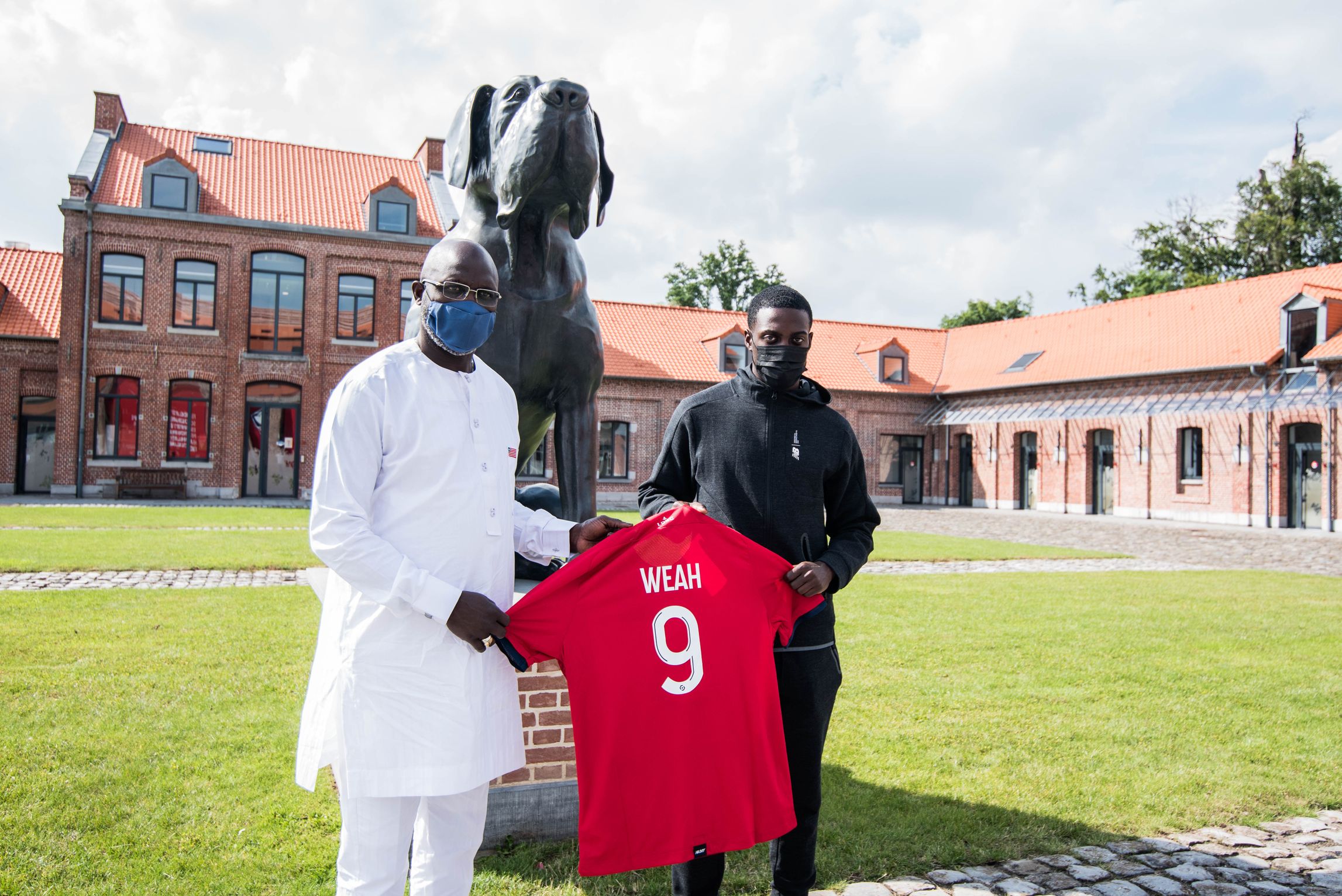 weah est venu visiter le lieu de vie lillois aux côtés de Timothy Weah