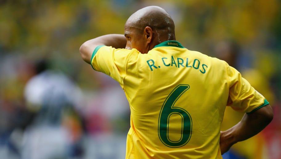 Top 11 : Buts de Roberto Carlos - Brésil - Retraite - Roberto Carlos - 05 Août 2012 - SO